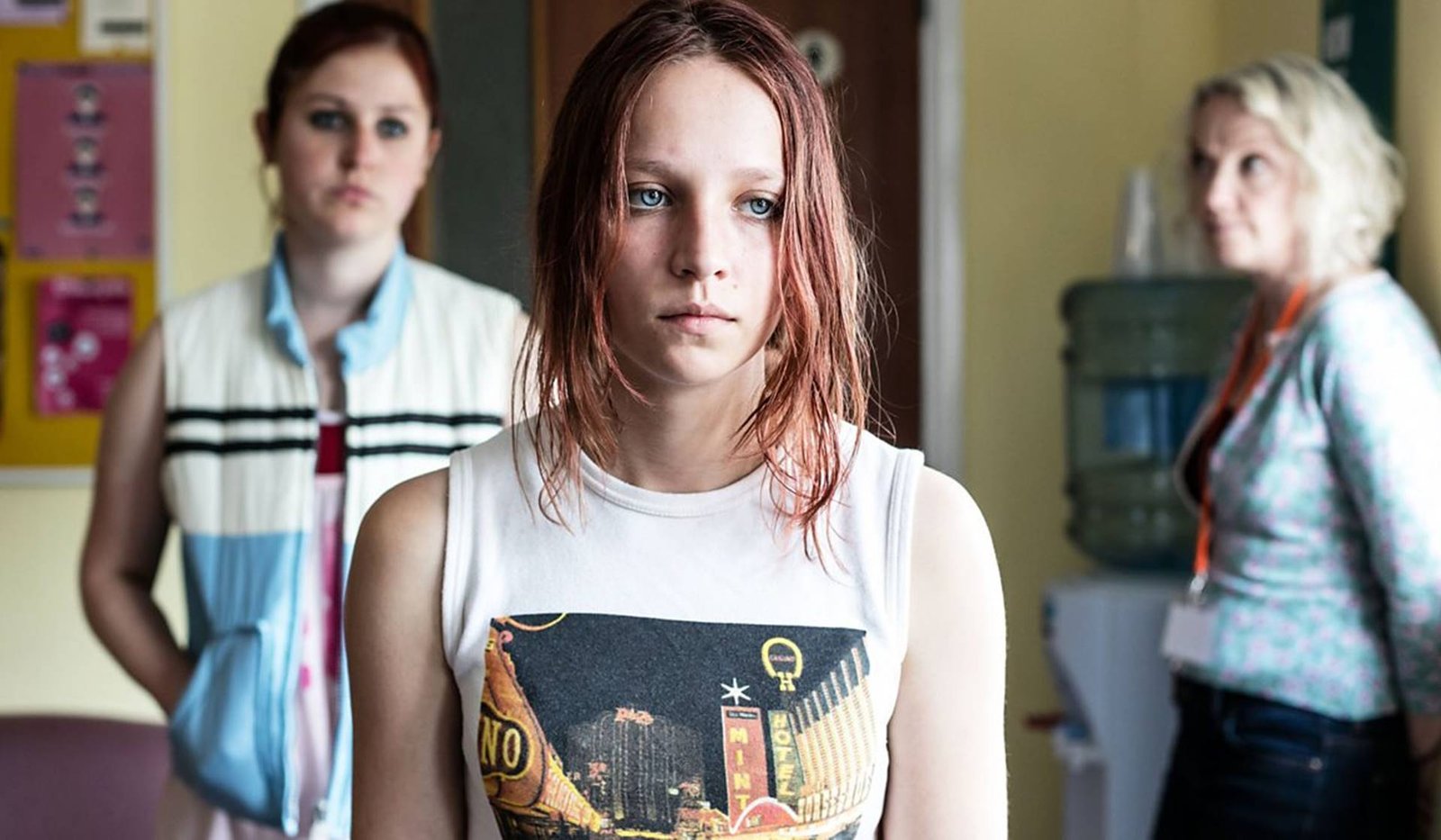 Molly Windsor protagoniza 'La infamia' (Three girls)