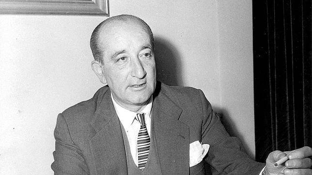 El padre y poeta Leopoldo Panero.