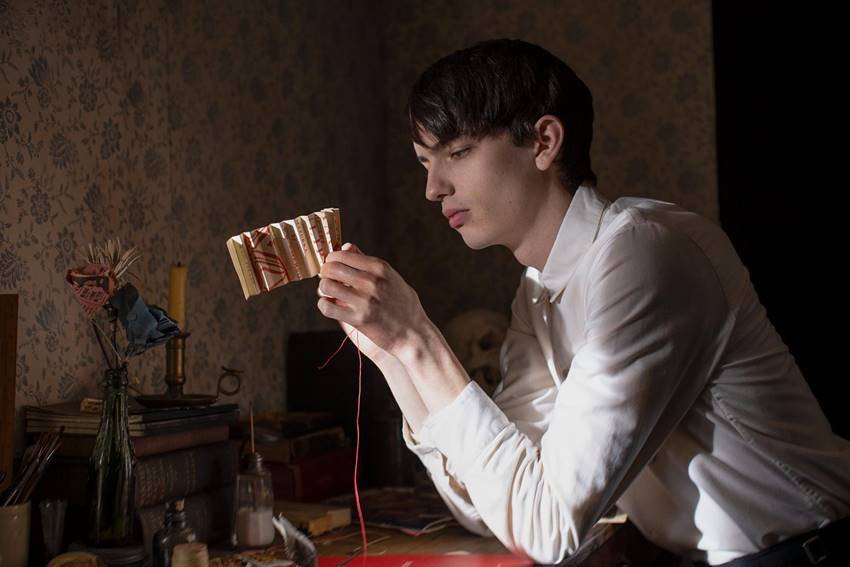 Kodi Smit-McPhee es Peter en El poder del perro. KIRSTY GRIFFIN/NETFLIX © 2021
