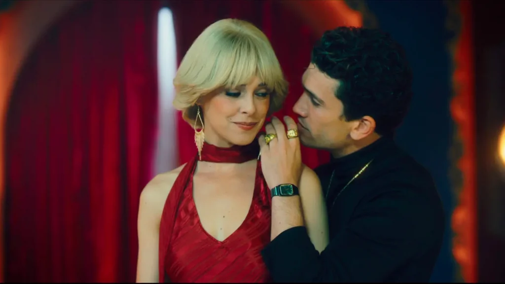 Belén Cuesta y Jaime Lorente en la serie Cristo y Rey.