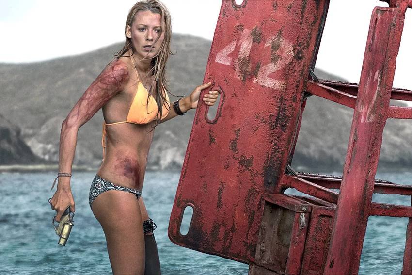 Blake Lively en Infierno Azul.