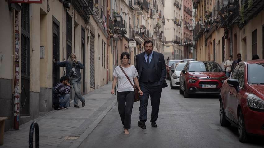 Vicky Luengo y Hovik Keuchkerian en Reina Roja. Foto de Andre Paduano.