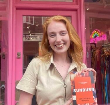 ‘Sunburn’, de Chloe Michelle Howarth: un amor que arde entre miedos