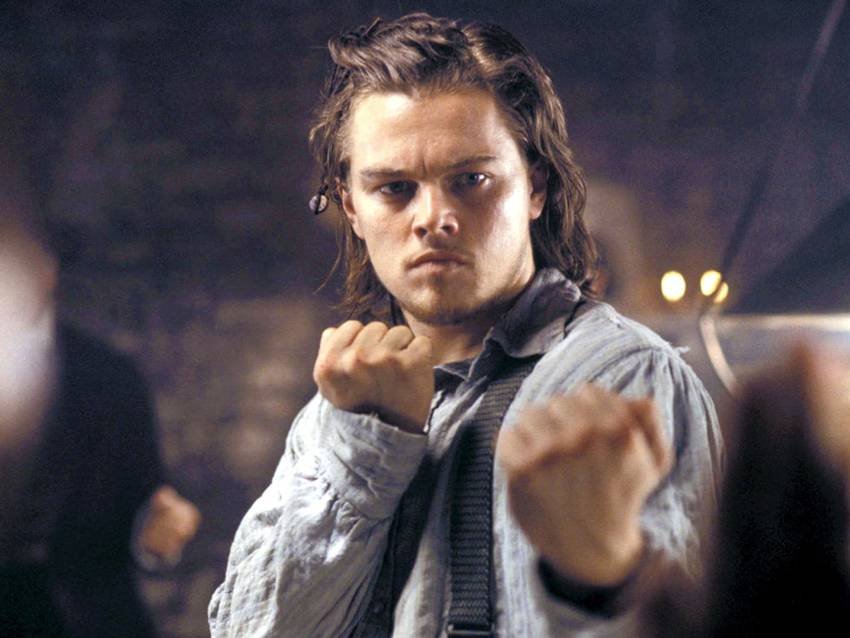 Leonardo DiCaprio es Amsterdam Vallon en Gangs of New York.