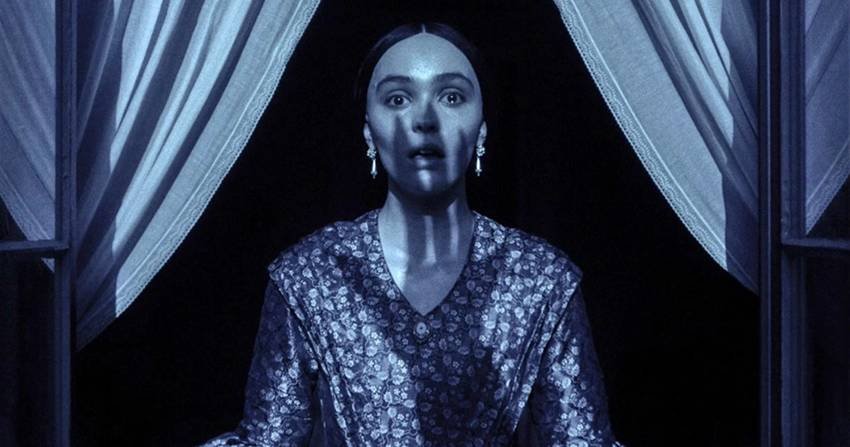 Lily-Rose Melody Deep es Ellen en Nosferatu.