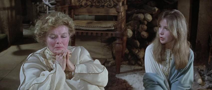 Hepburn y Merrow en El león en invierno.