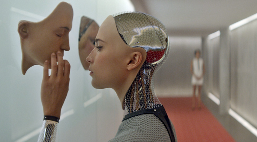 Fotograma película Ex Machina