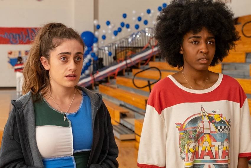 Rachel Sennott y Ayo Edebiri en Bottoms