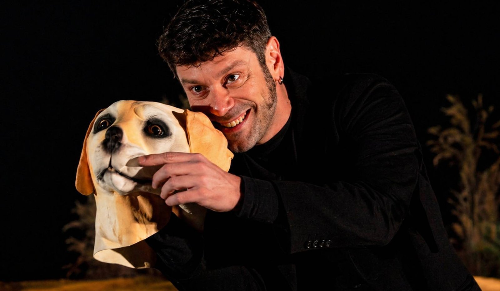 Reseña de la obra de tetro, La diatriba del perro.