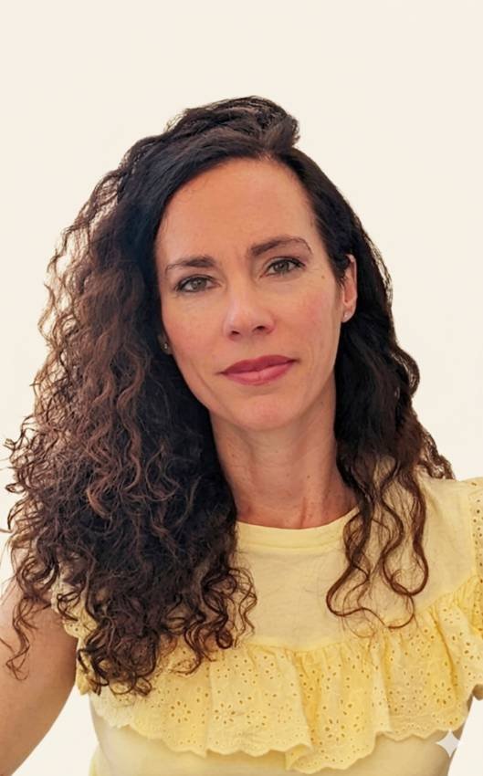 Carmen Carrizosa, poeta